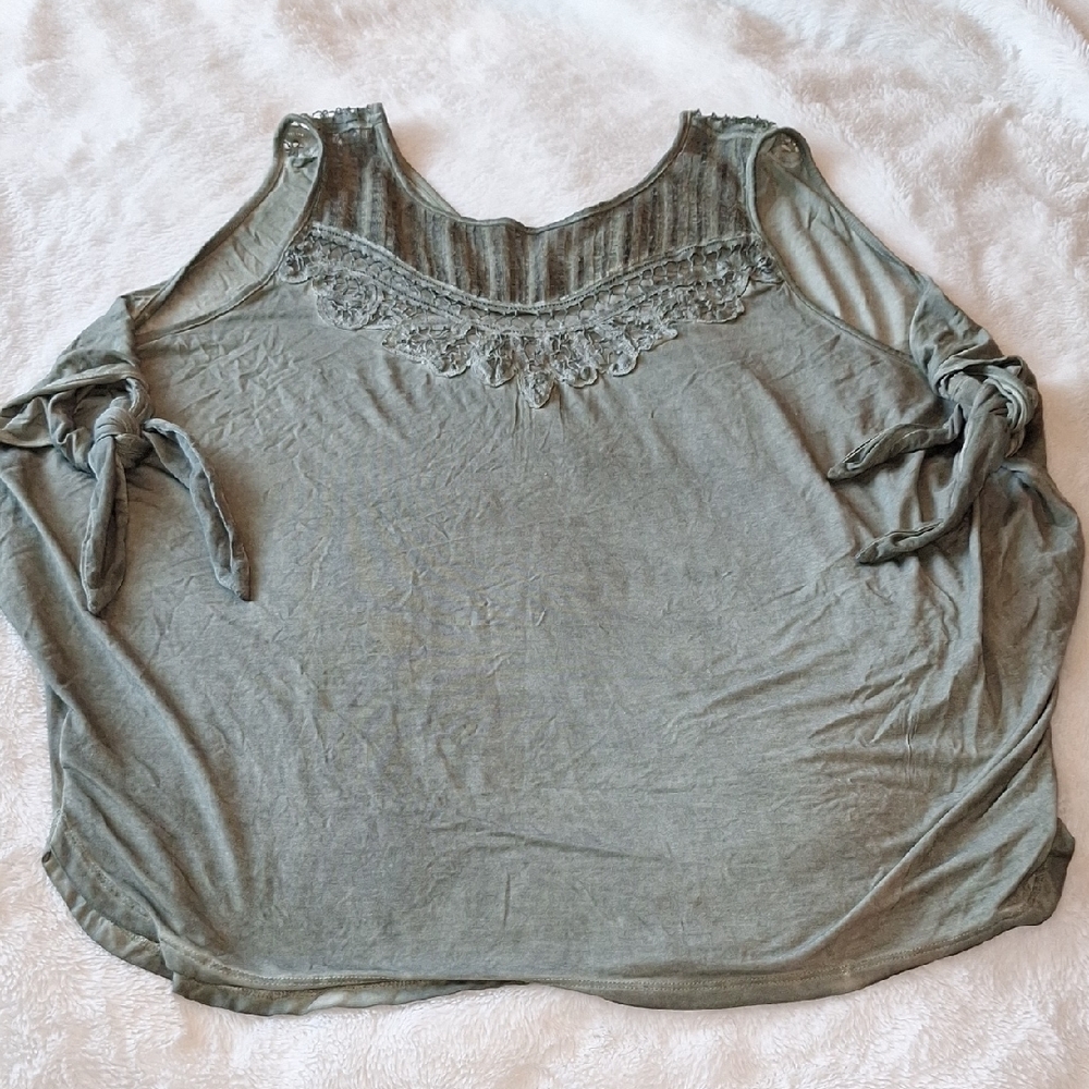 Buckle Elegant Green Lace Trimmed Women's Top Size M
